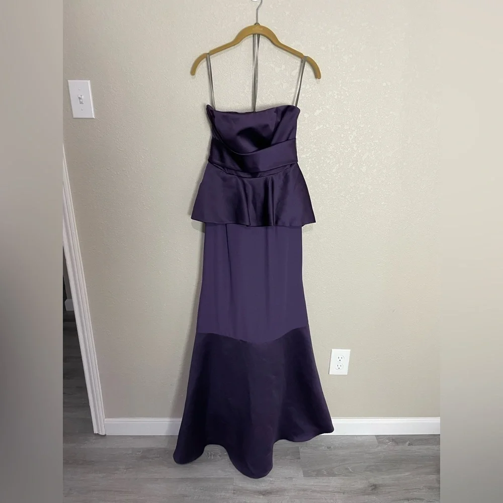 Vera Wang White Trumpet Royal Purple Floor Length Strapless Gown 2